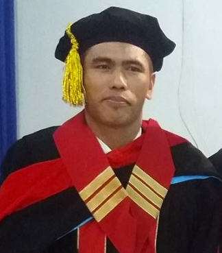 Foto Dr. Yohanis Luni Tumanan, M.Th.